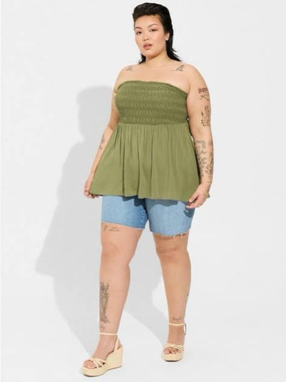 Torrid Olive Green Smocked Strapless Tube Babydoll Top Size 1 / 1X